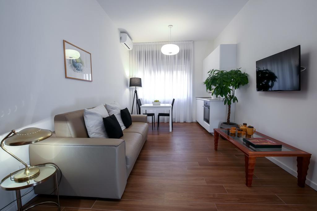 Starhost - Golden Apartments Salerno Eksteriør billede